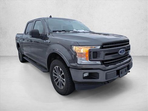 Used 2020 Ford F150 XLT w/ Equipment Group 302A Luxury image 3