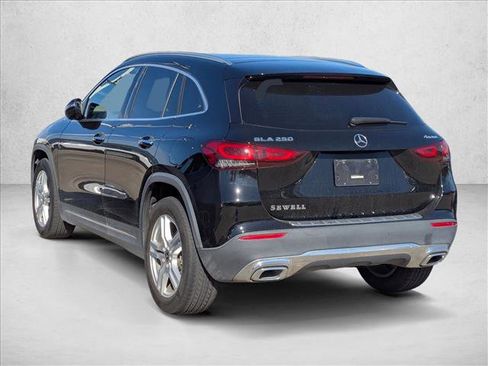 Used 2022 Mercedes-Benz GLA 250 4MATIC image 6