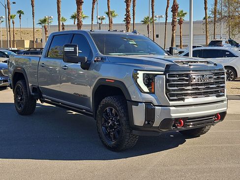 Used 2026 GMC Sierra 3500 AT4 w/ AT4 Premium Plus Package AWD/4WD image 7