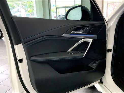 Used 2023 BMW X1 xDrive28i w/ M Sport Package AWD/4WD image 10