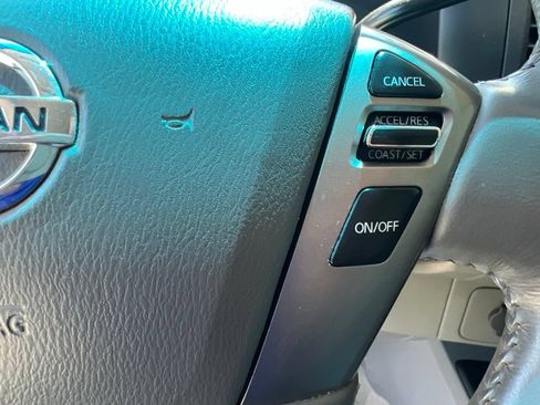 Used 2016 Nissan NV 3500 SL RWD image 13