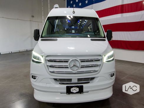 Used 2023 Mercedes-Benz Sprinter 3500 image 27