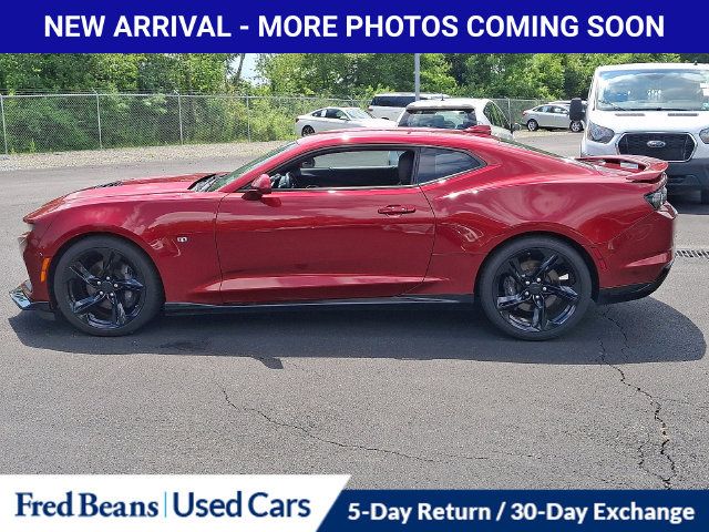 Used 2022 Chevrolet Camaro SS RWD image 8