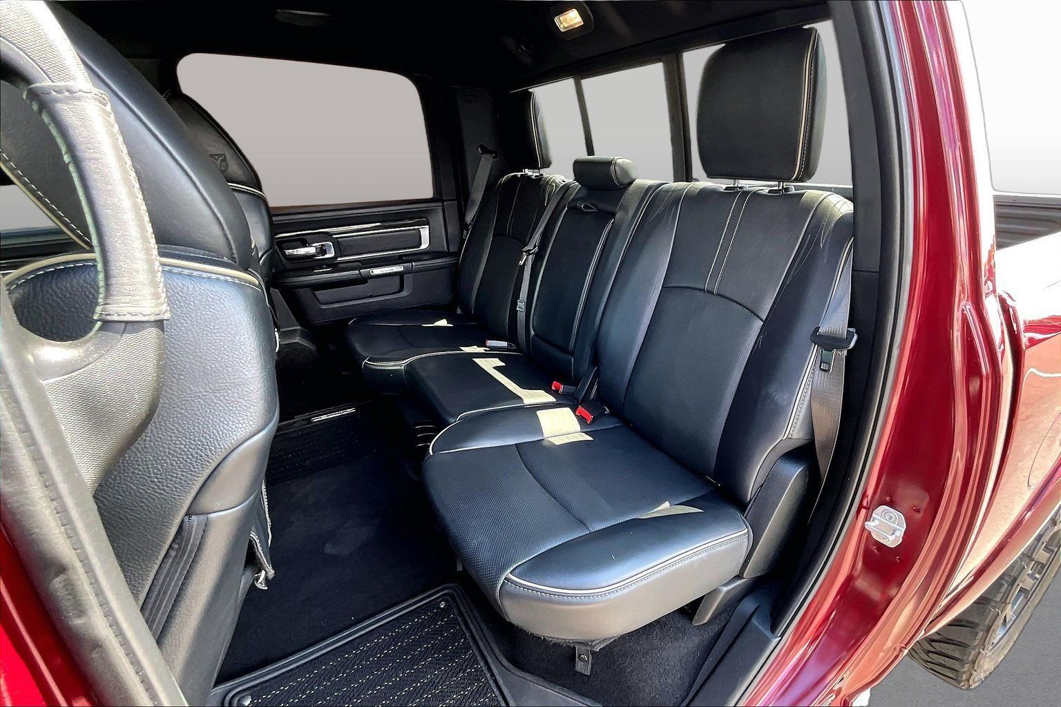 Used 2018 RAM 1500 Limited RWD image 27