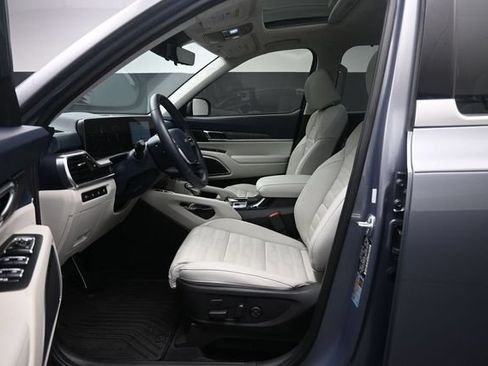 Used 2025 Kia Telluride SX Prestige AWD/4WD image 18