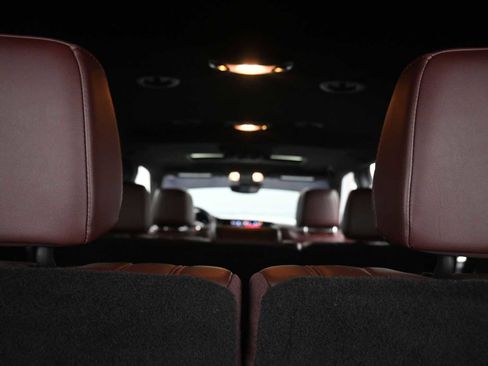 Used 2024 Dodge Durango R/T image 28