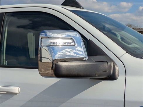 Used 2024 RAM 2500 Laramie image 12