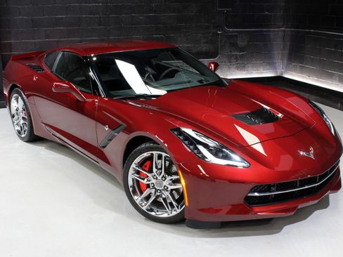 Used 2018 Chevrolet Corvette Stingray Coupe image 8