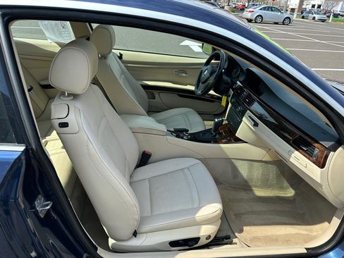 Used 2013 BMW 328i xDrive Coupe AWD/4WD image 14