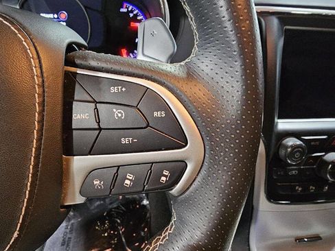 Used 2018 Jeep Grand Cherokee Trackhawk AWD/4WD image 28