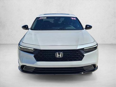 Used 2025 Honda Accord Sport image 2