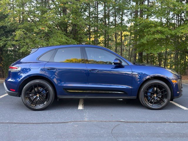 Used 2023 Porsche Macan AWD/4WD image 18