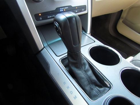 Used 2013 Ford Explorer FWD image 33