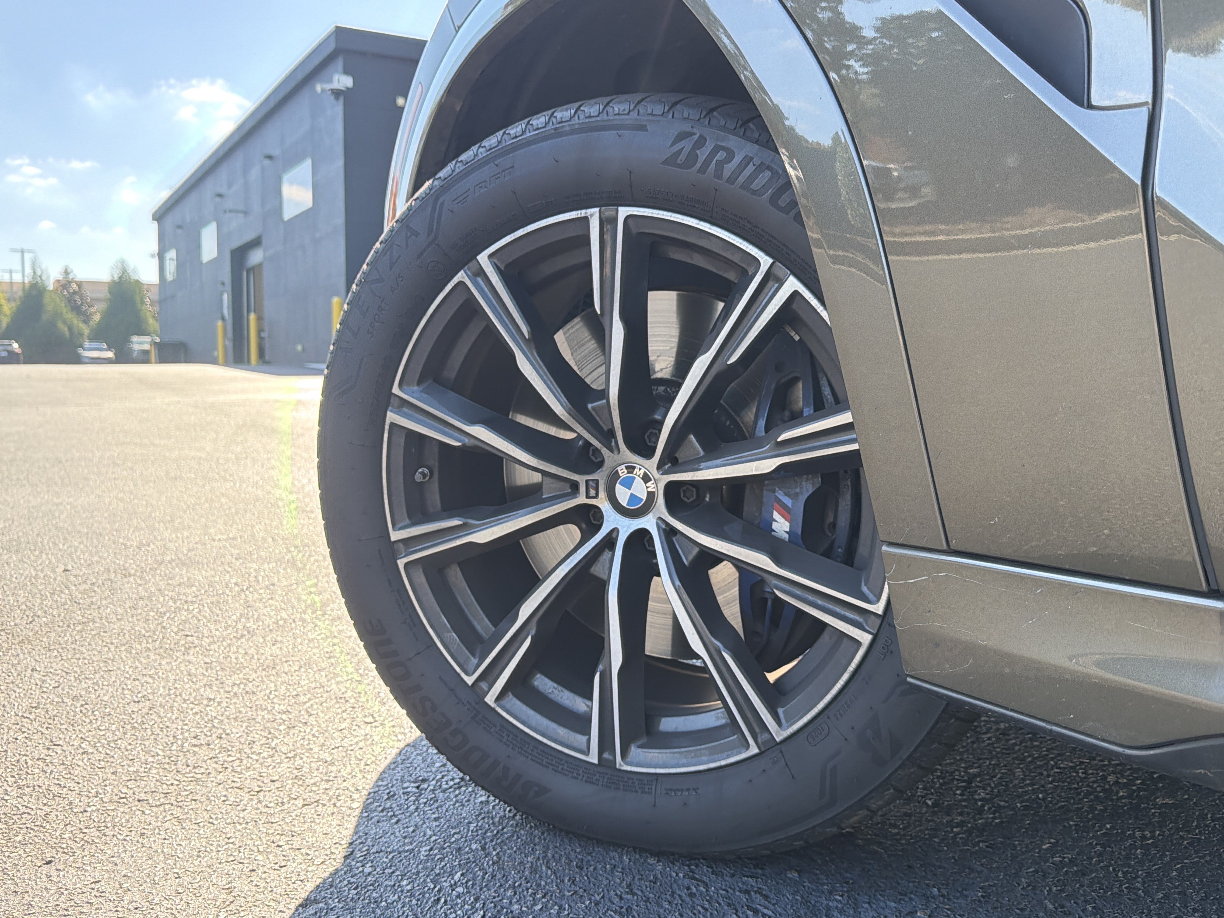 Used 2027 BMW X6 M60i AWD/4WD image 18