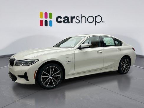 Used 2022 BMW 330e xDrive w/ Driving Assistance Package AWD/4WD image 1