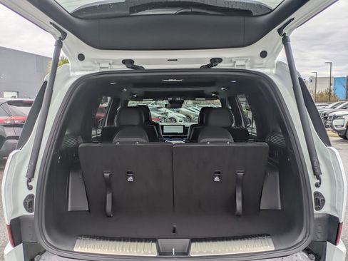 Used 2025 Hyundai Santa Fe Calligraphy image 30