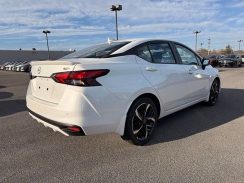 New 2025 Nissan Versa SR w/ Trunk Package image 5