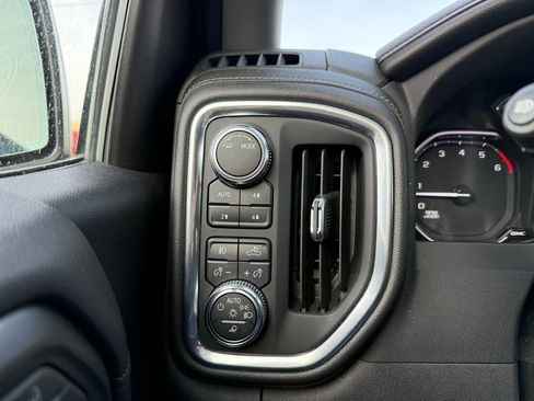 Used 2022 GMC Sierra 1500 SLT w/ SLT Premium Plus Package image 13