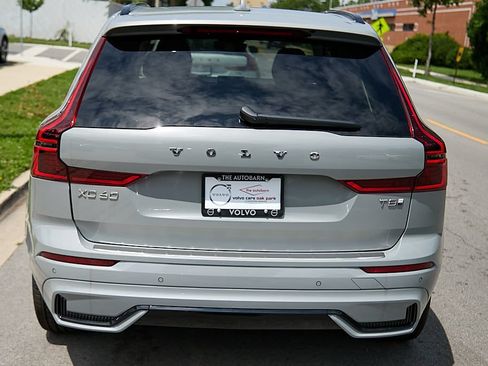 New 2026 Volvo XC60 T8 Plus w/ Climate Package PRO AWD/4WD image 8