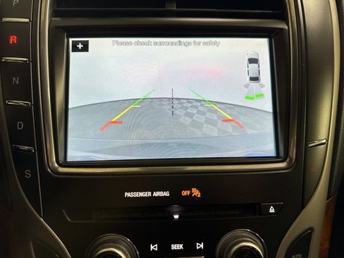 Used 2018 Lincoln MKX Reserve w/ Lincoln MKX Climate Package image 35