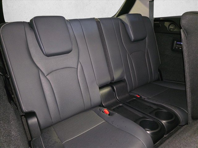 Used 2021 Lexus RX 350L Premium w/ Premium Package AWD/4WD image 14