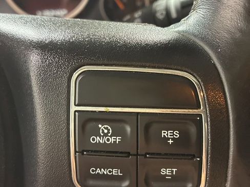 Used 2016 Jeep Wrangler Sahara image 18