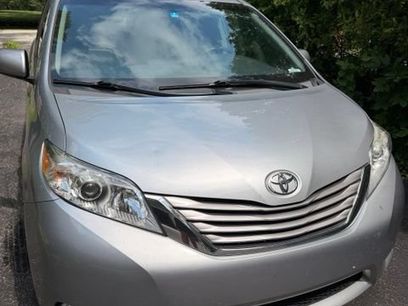 Used 2017 Toyota Sienna XLE w/ XLE Navigation Package