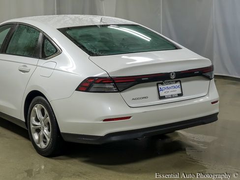 Used 2023 Honda Accord LX image 8