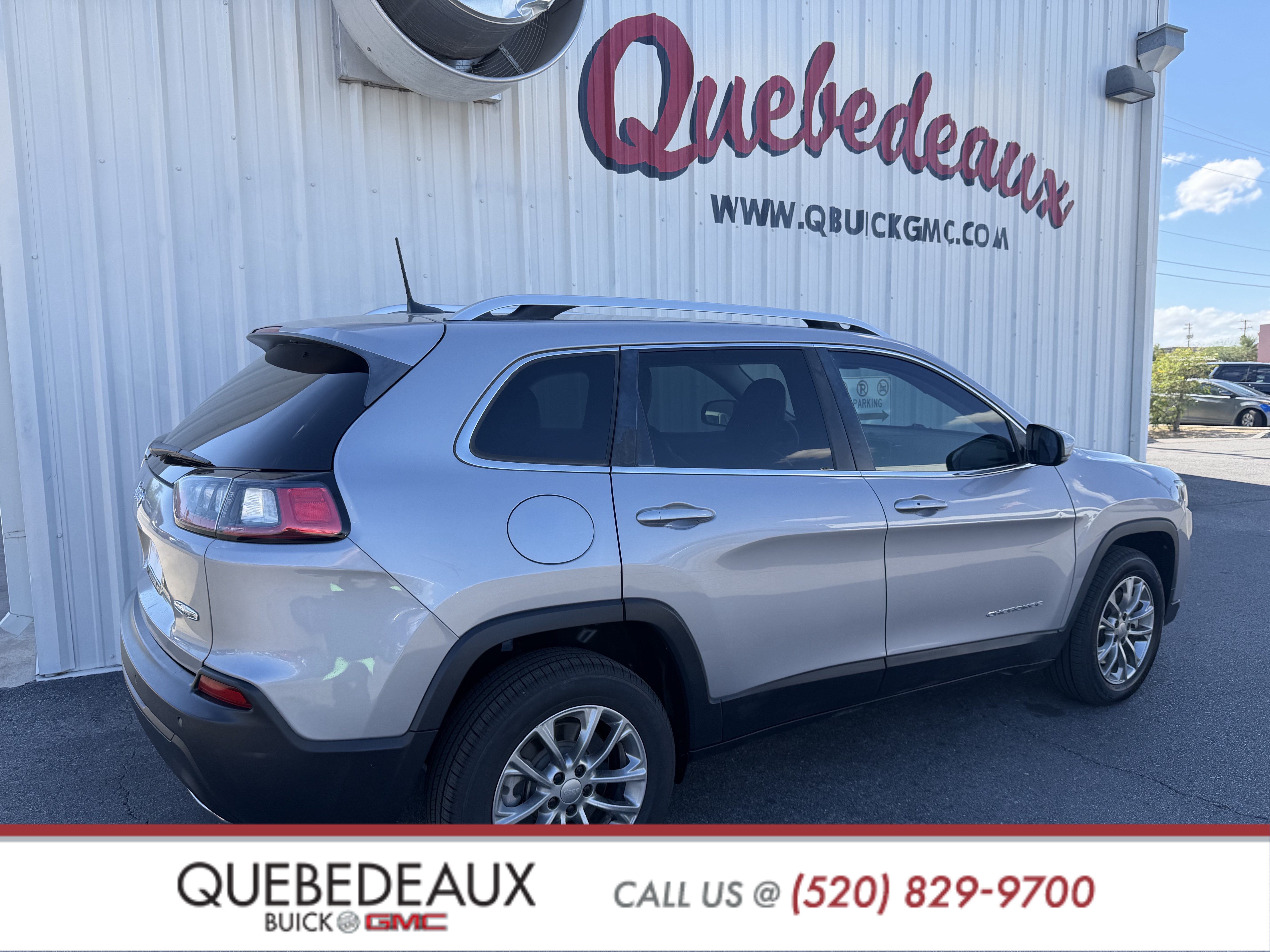 Used 2020 Jeep Cherokee Latitude Plus FWD image 4