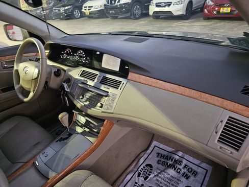 Used 2005 Toyota Avalon XL image 20