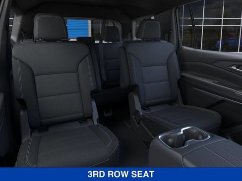 New 2026 Chevrolet Traverse LT w/ Sun and Wheel Package AWD/4WD image 18