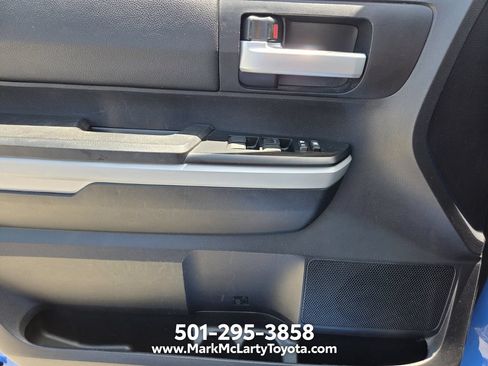 Used 2020 Toyota Tundra SR5 w/ SR5 Upgrade Package AWD/4WD image 26
