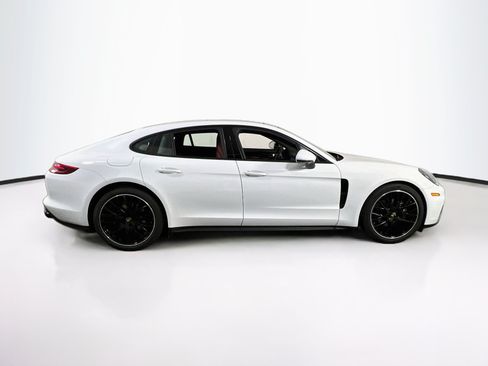 Used 2020 Porsche Panamera 4 AWD/4WD image 4