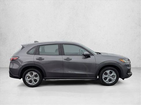 Used 2025 Honda HR-V LX image 4