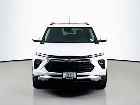 New 2026 Chevrolet TrailBlazer LT w/ Convenience Package image 2