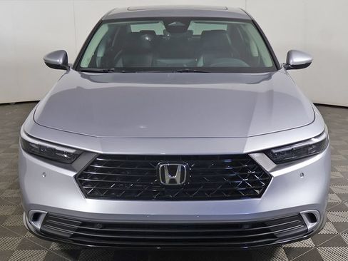 Used 2025 Honda Accord EX-L image 11