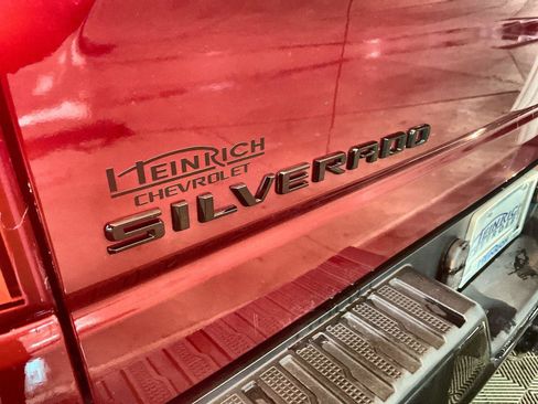 Used 2021 Chevrolet Silverado 1500 LT Trail Boss w/ Convenience Package II image 31