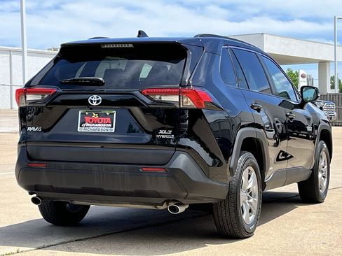 Used 2024 Toyota RAV4 XLE w/ Weather Package AWD/4WD image 4