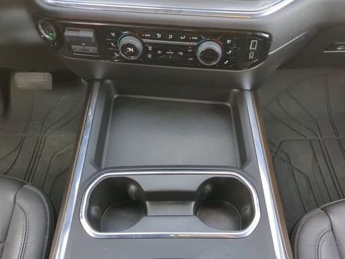 Used 2024 Chevrolet Silverado 3500 High Country w/ High Country Premium Package image 22