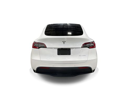 Certified 2021 Tesla Model Y Long Range AWD/4WD image 5