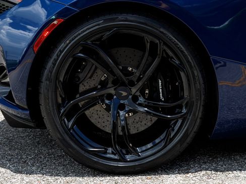 Used 2025 McLaren 750S RWD image 16
