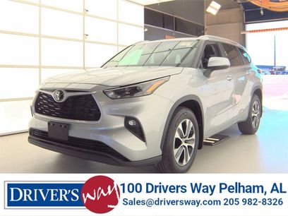 Used 2023 Toyota Highlander XLE
