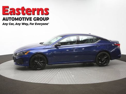 Used 2023 Nissan Altima 2.5 SR FWD image 57