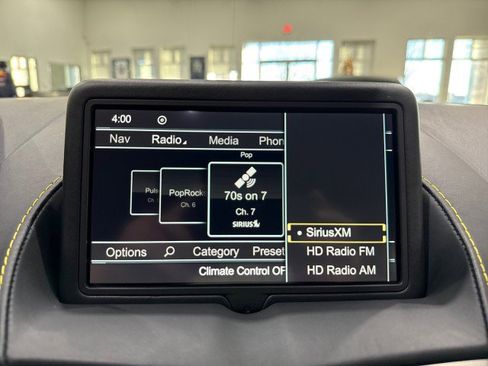 Used 2019 Aston Martin V8 Vantage Coupe image 80