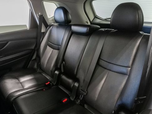 Used 2017 Nissan Rogue SL w/ SL Premium Package AWD/4WD image 24