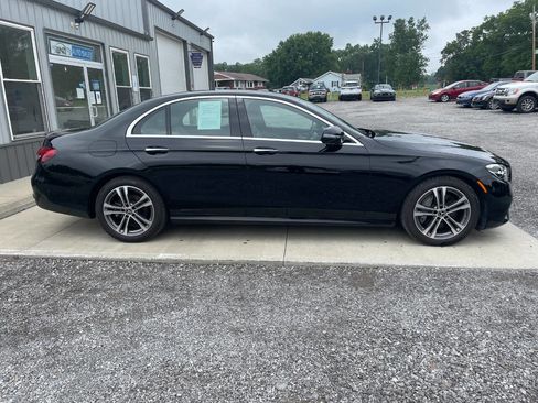 Used 2023 Mercedes-Benz E 350 E 350 4MATIC AWD 4dr Sedan image 9