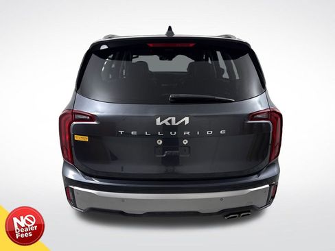 Used 2023 Kia Telluride S image 5