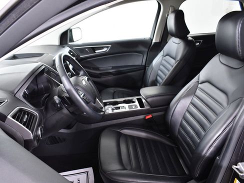 Used 2024 Ford Edge SEL w/ Convenience Package image 6