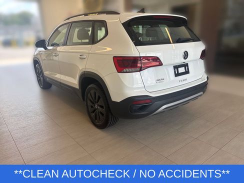 Used 2023 Volkswagen Taos S FWD image 2