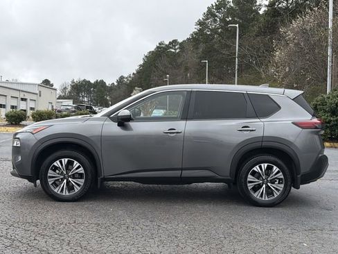 Certified 2023 Nissan Rogue SV image 23